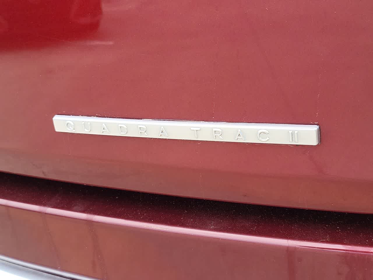 Thumbnail: 2022 Jeep Wagoneer - 15