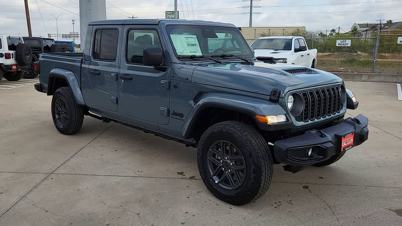 Thumbnail: 2026 Jeep Gladiator - 2