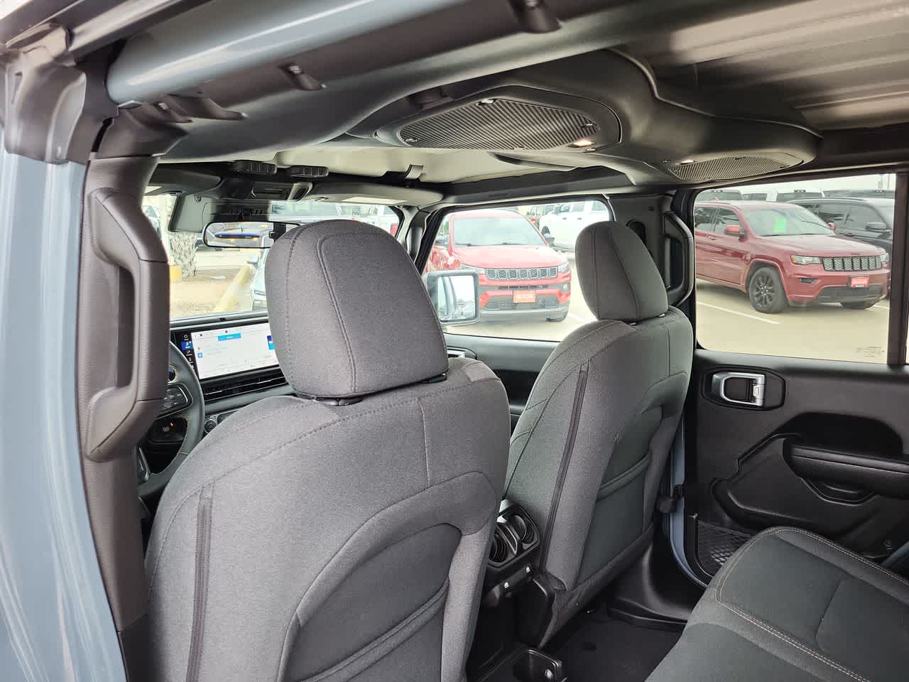 Thumbnail: 2025 Jeep Gladiator - 20