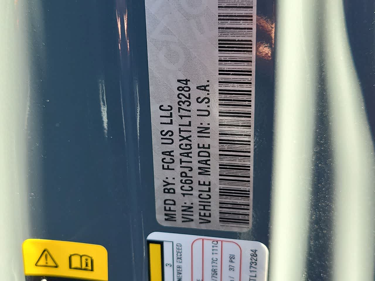 Thumbnail: 2026 Jeep Gladiator - 29