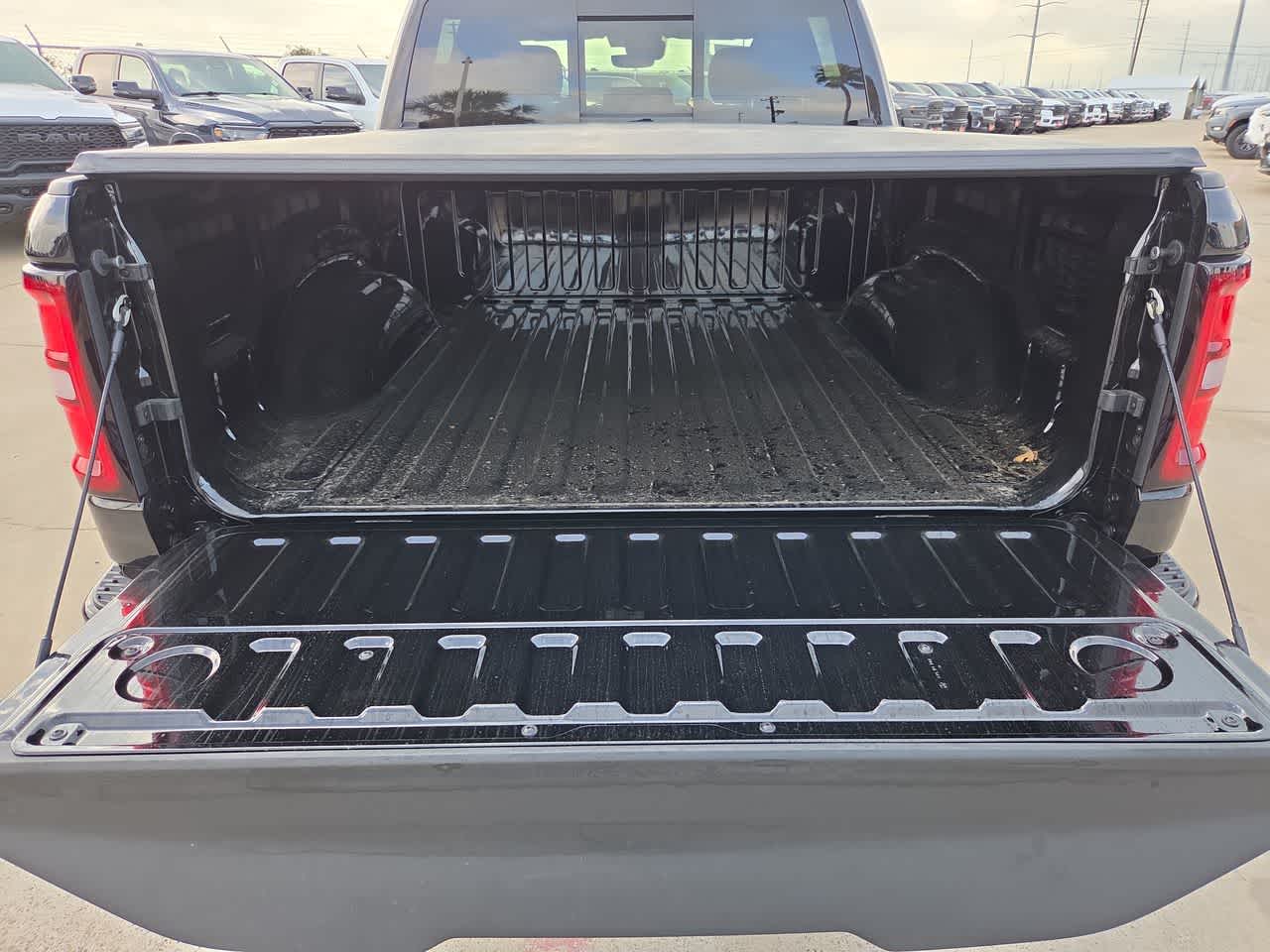 Thumbnail: 2026 RAM 1500 - 27