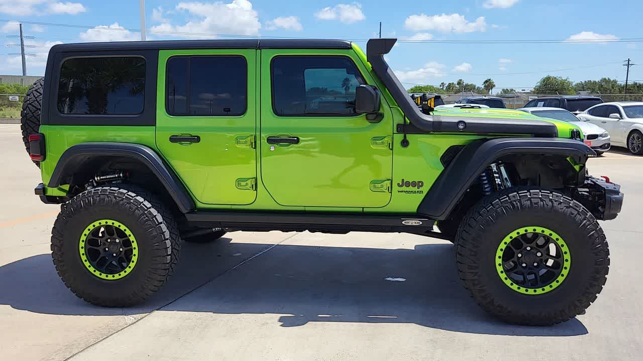 Thumbnail: 2019 Jeep Wrangler - 9