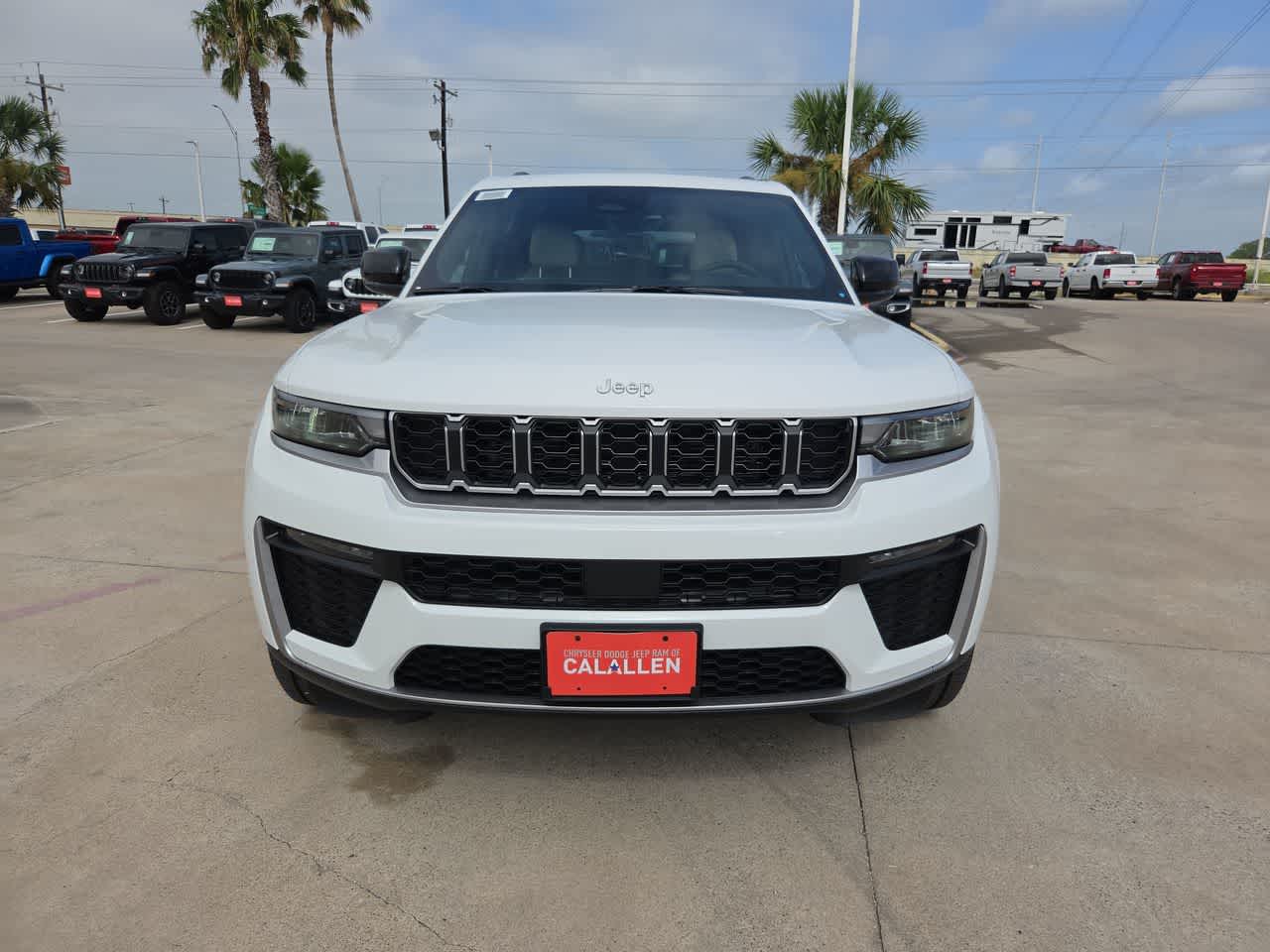 Thumbnail: 2026 Jeep Grand Cherokee - 14