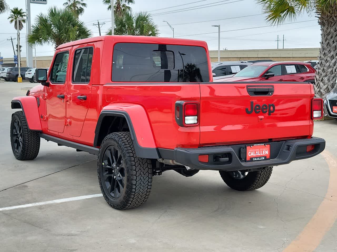 Thumbnail: 2025 Jeep Gladiator - 12