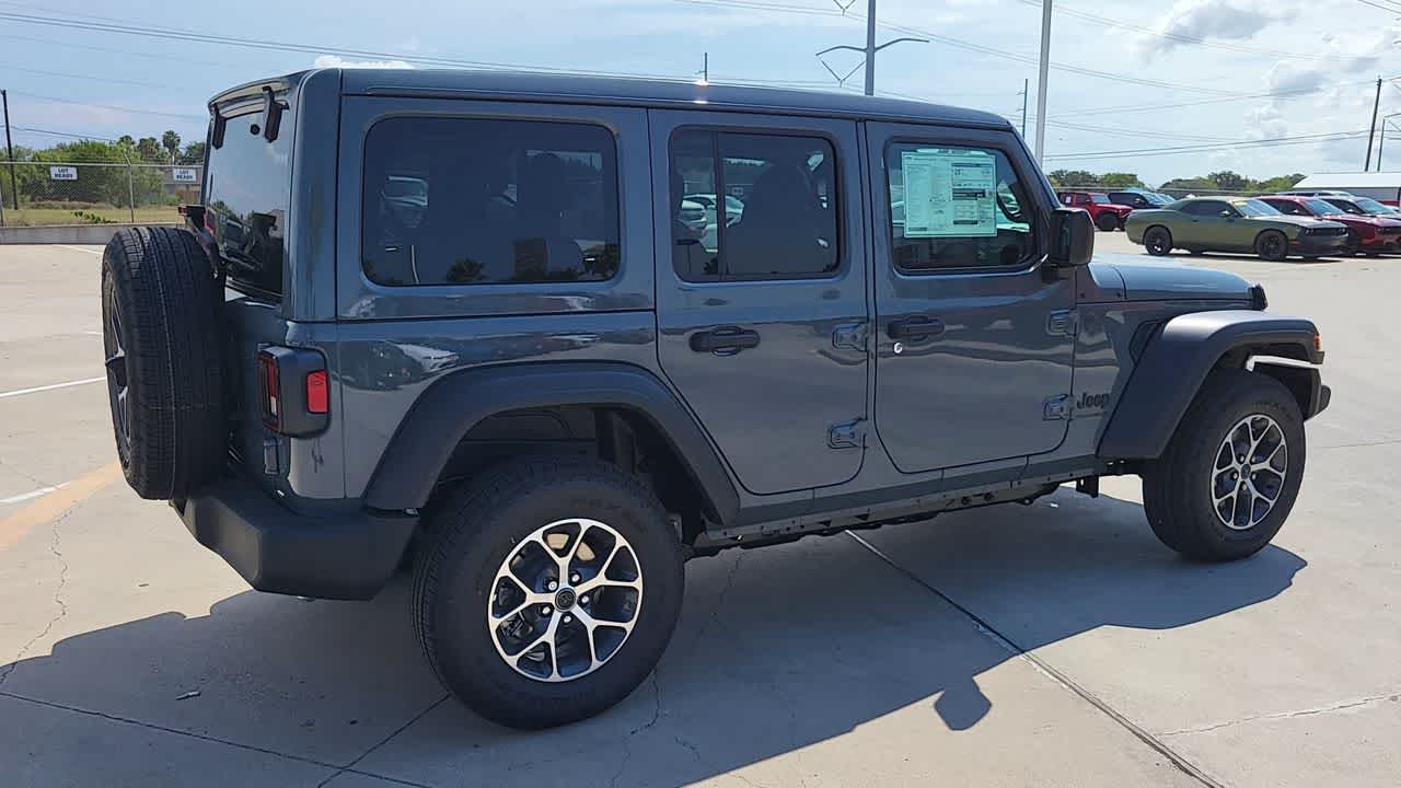 Thumbnail: 2025 Jeep Wrangler - 8