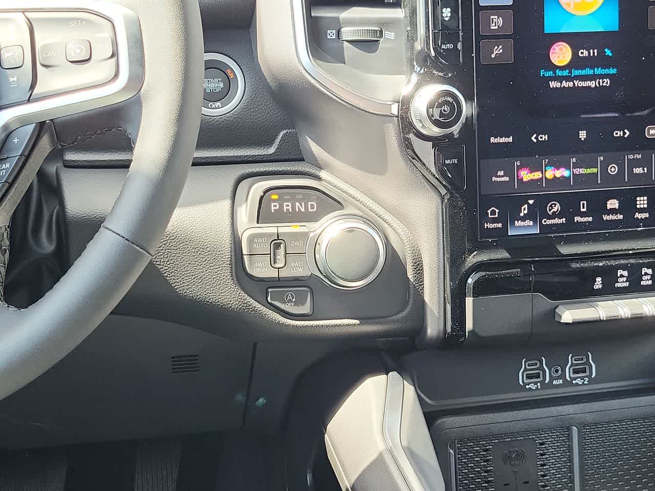 Thumbnail: 2026 RAM 1500 - 25