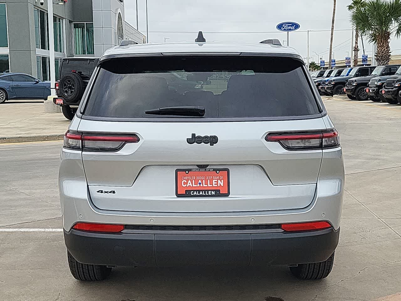 Thumbnail: 2026 Jeep Grand Cherokee - 13