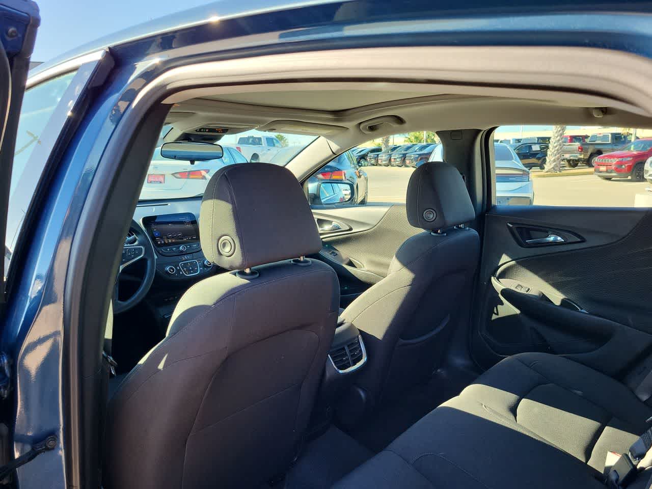 Thumbnail: 2024 Chevrolet Malibu - 20