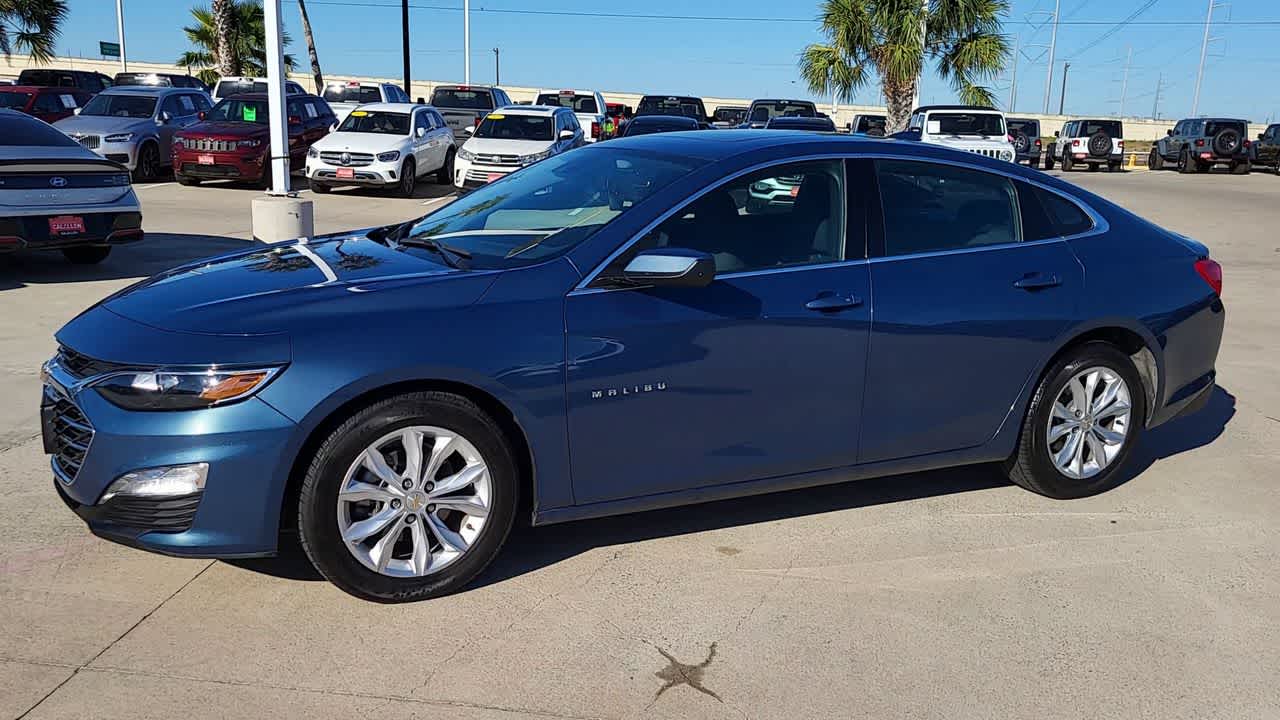 Thumbnail: 2024 Chevrolet Malibu - 4