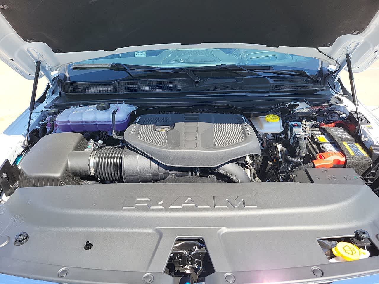 Thumbnail: 2025 RAM 1500 - 17