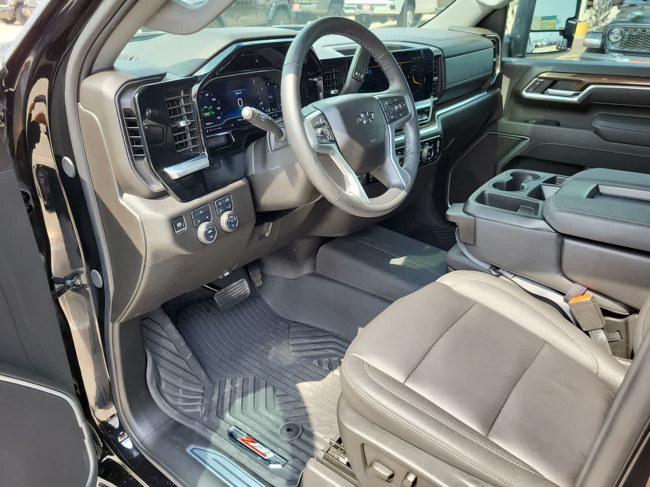 Thumbnail: 2025 Chevrolet Silverado 2500 - 10