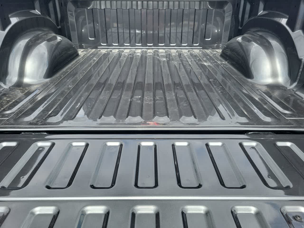 Thumbnail: 2026 RAM 1500 - 27