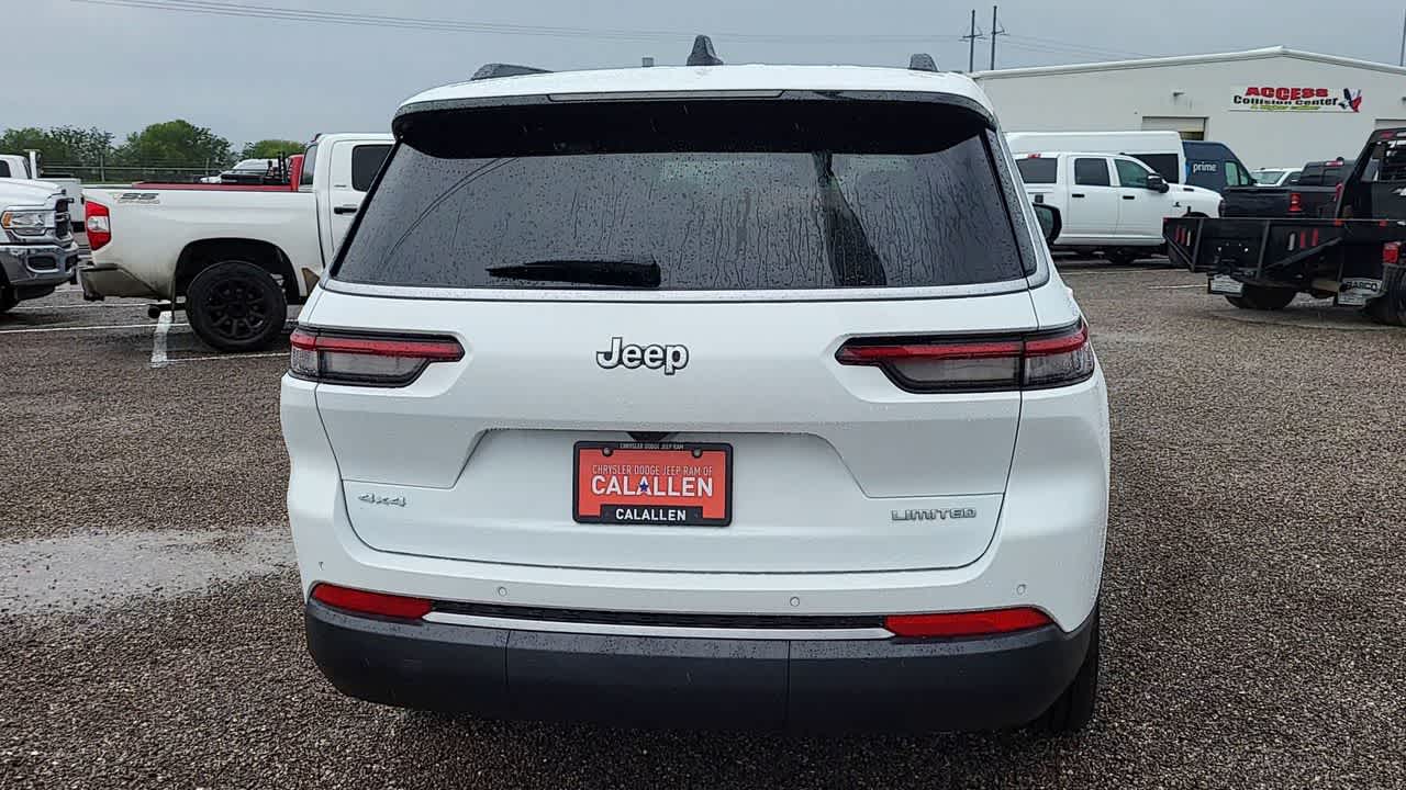 Thumbnail: 2026 Jeep Grand Cherokee - 7