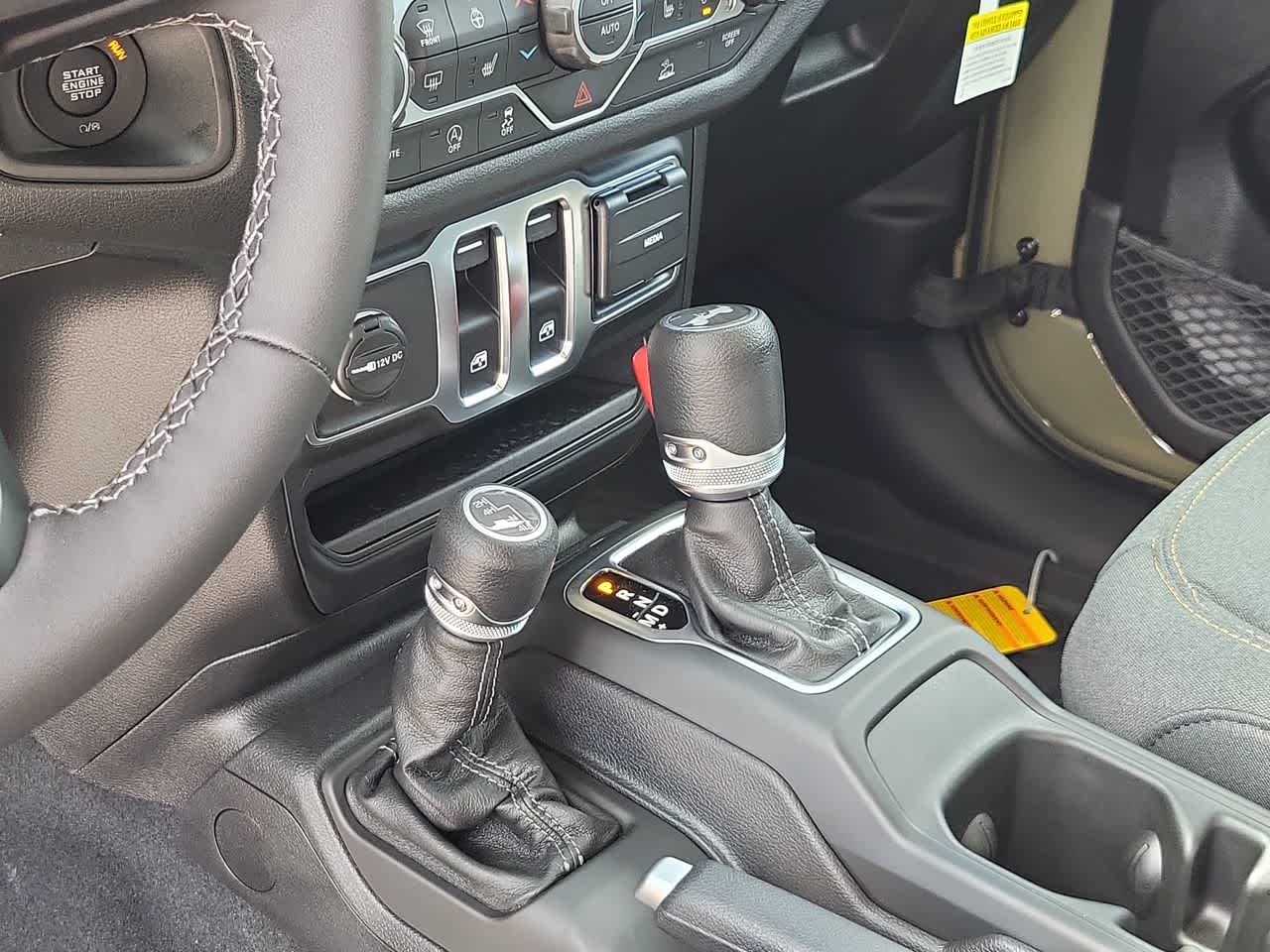 Thumbnail: 2026 Jeep Wrangler - 25