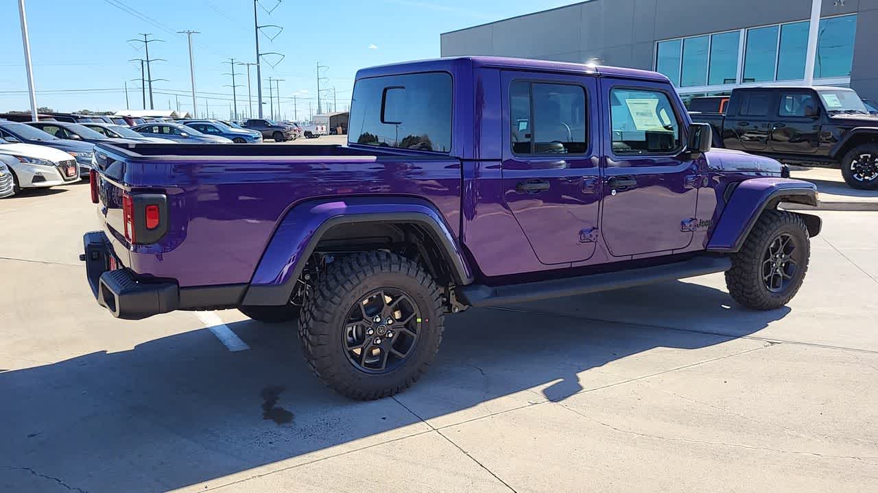 Thumbnail: 2026 Jeep Gladiator - 8