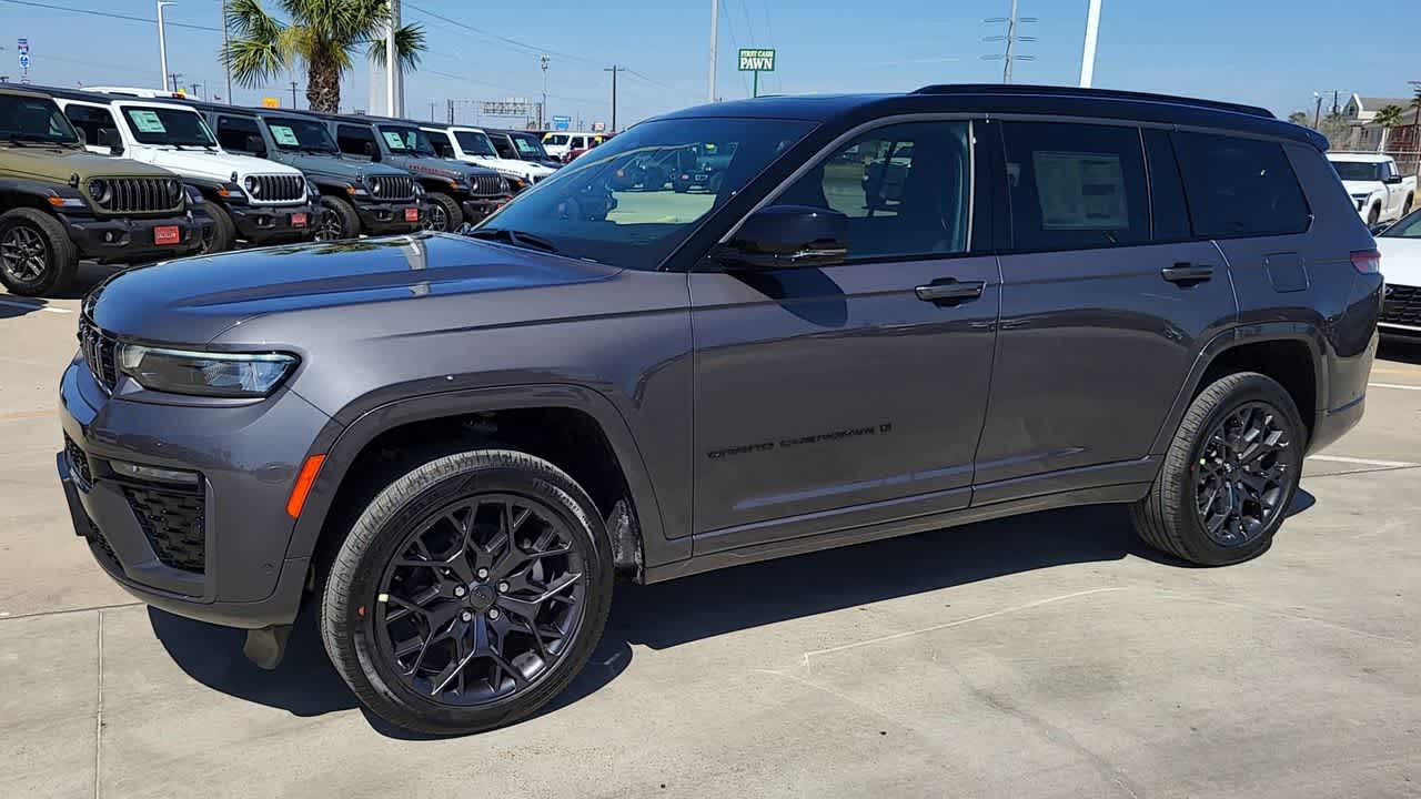 Thumbnail: 2026 Jeep Grand Cherokee - 4