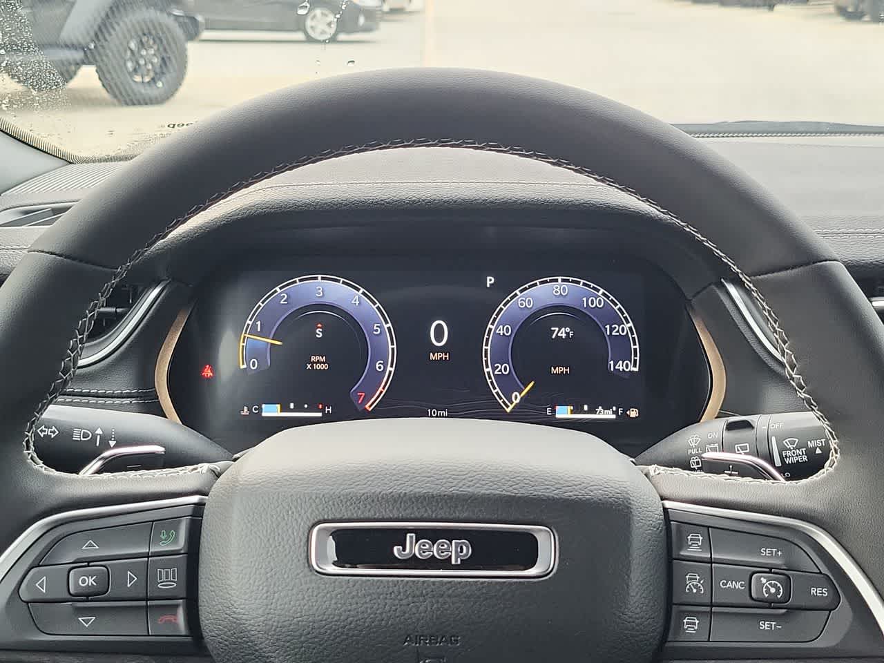 Thumbnail: 2025 Jeep Grand Cherokee - 26