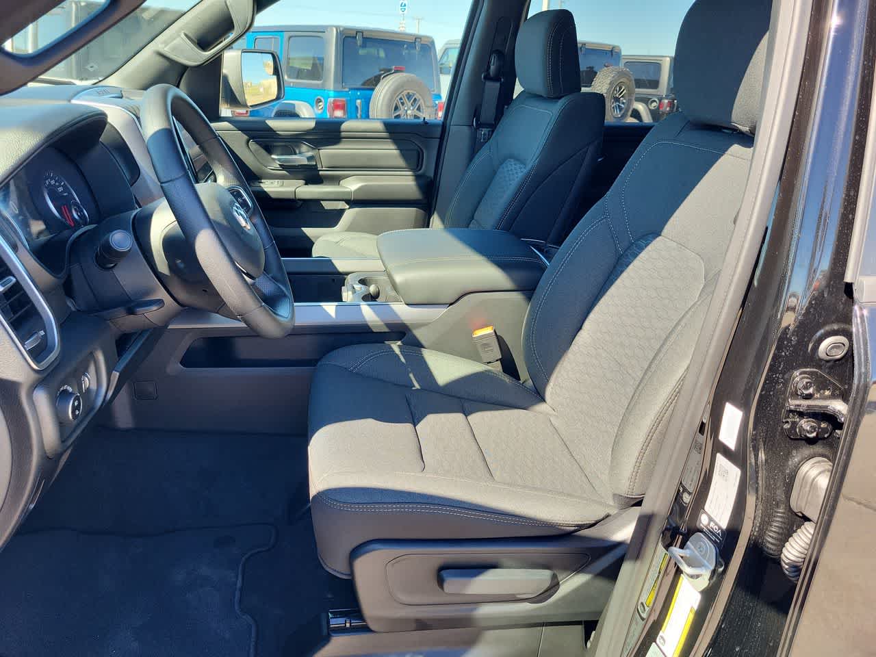 Thumbnail: 2025 RAM 1500 - 19