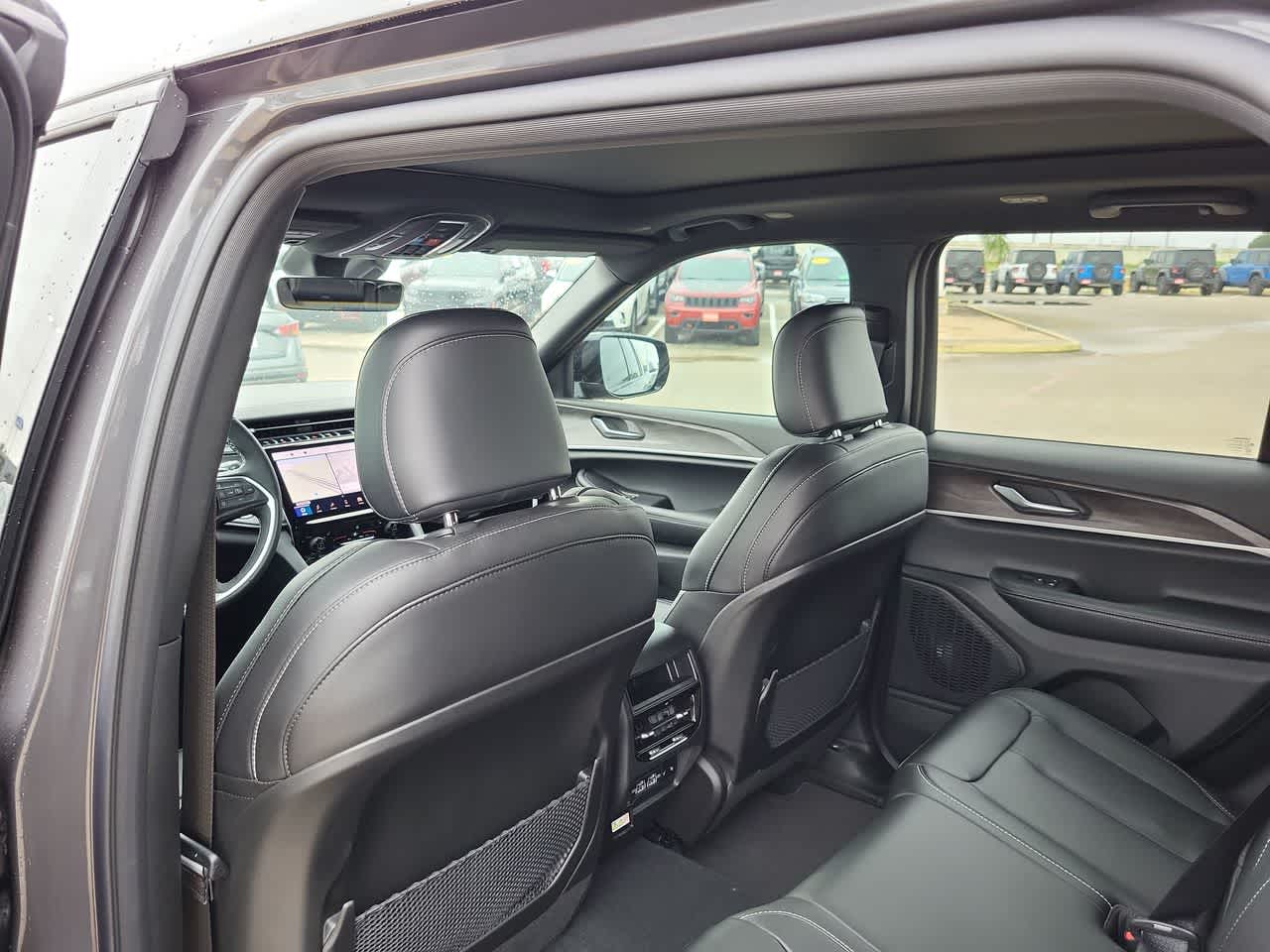 Thumbnail: 2025 Jeep Grand Cherokee - 20