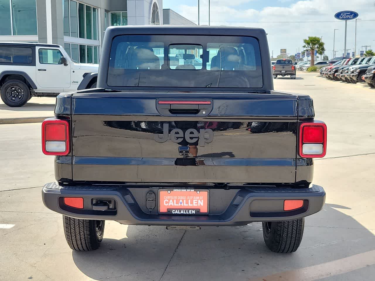 Thumbnail: 2026 Jeep Gladiator - 13