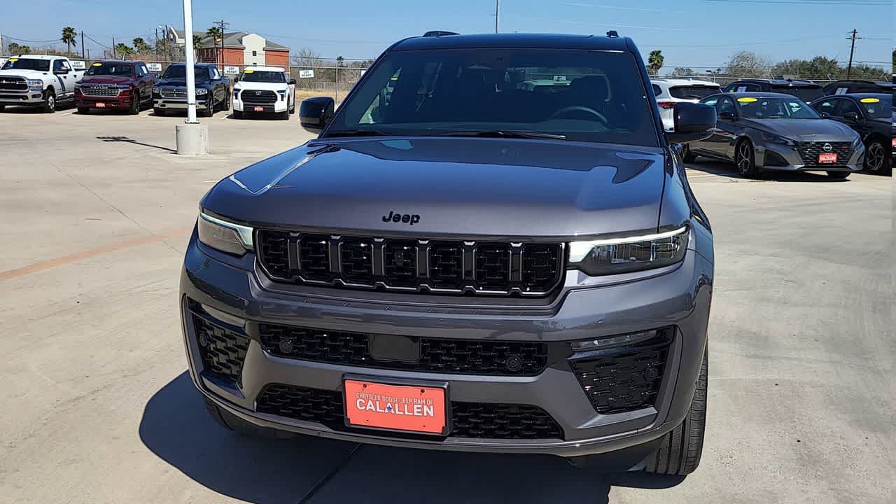 Thumbnail: 2026 Jeep Grand Cherokee - 3