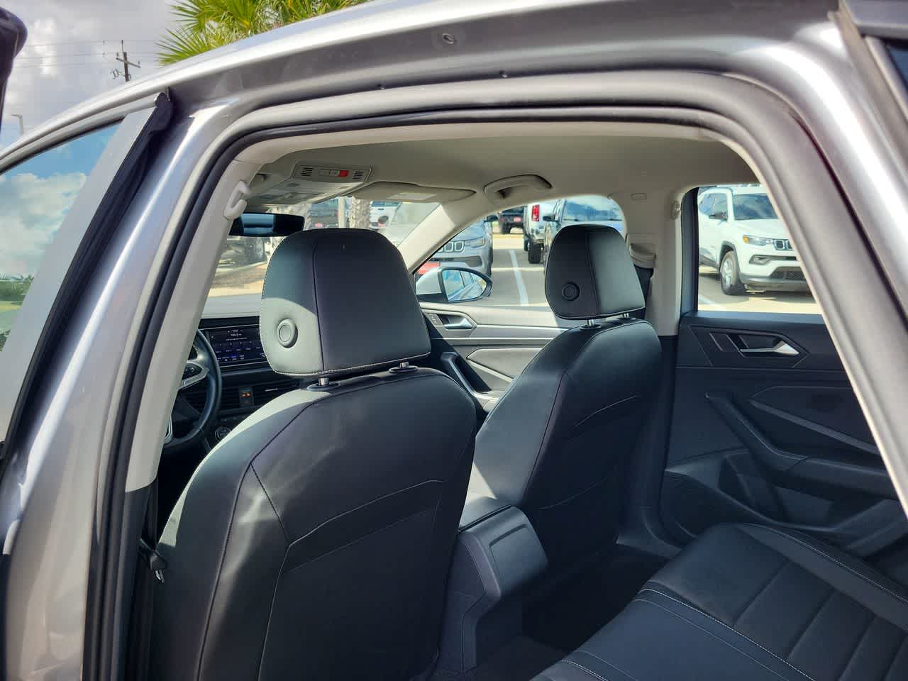 Thumbnail: 2024 Volkswagen Jetta - 20