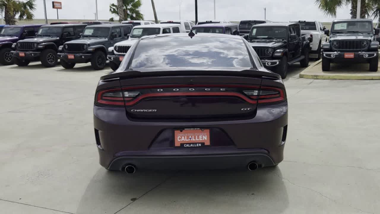Thumbnail: 2020 Dodge Charger - 7