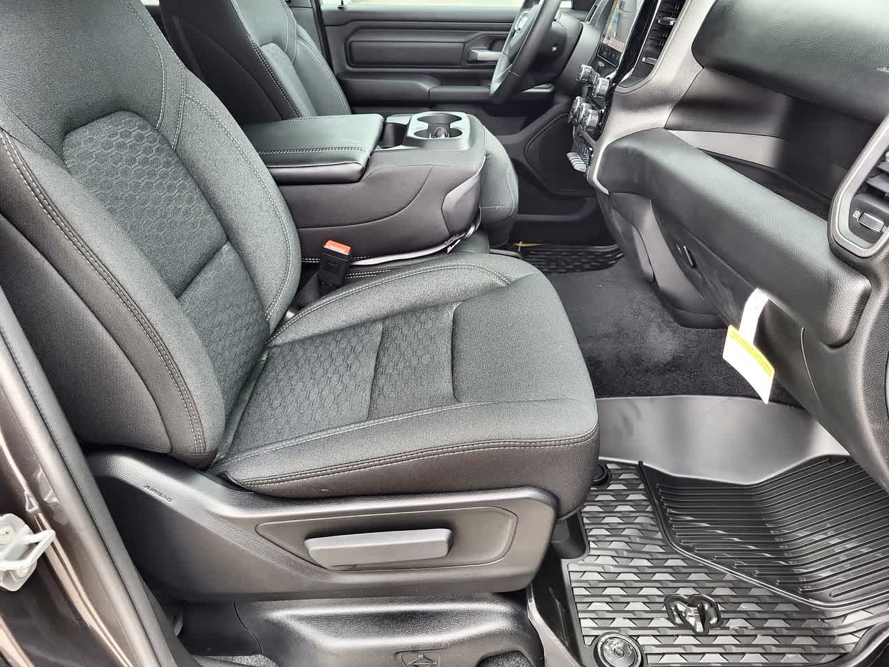 Thumbnail: 2026 RAM 1500 - 22