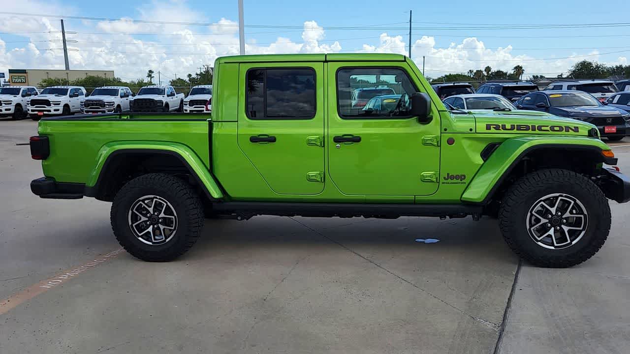 Thumbnail: 2025 Jeep Gladiator - 9