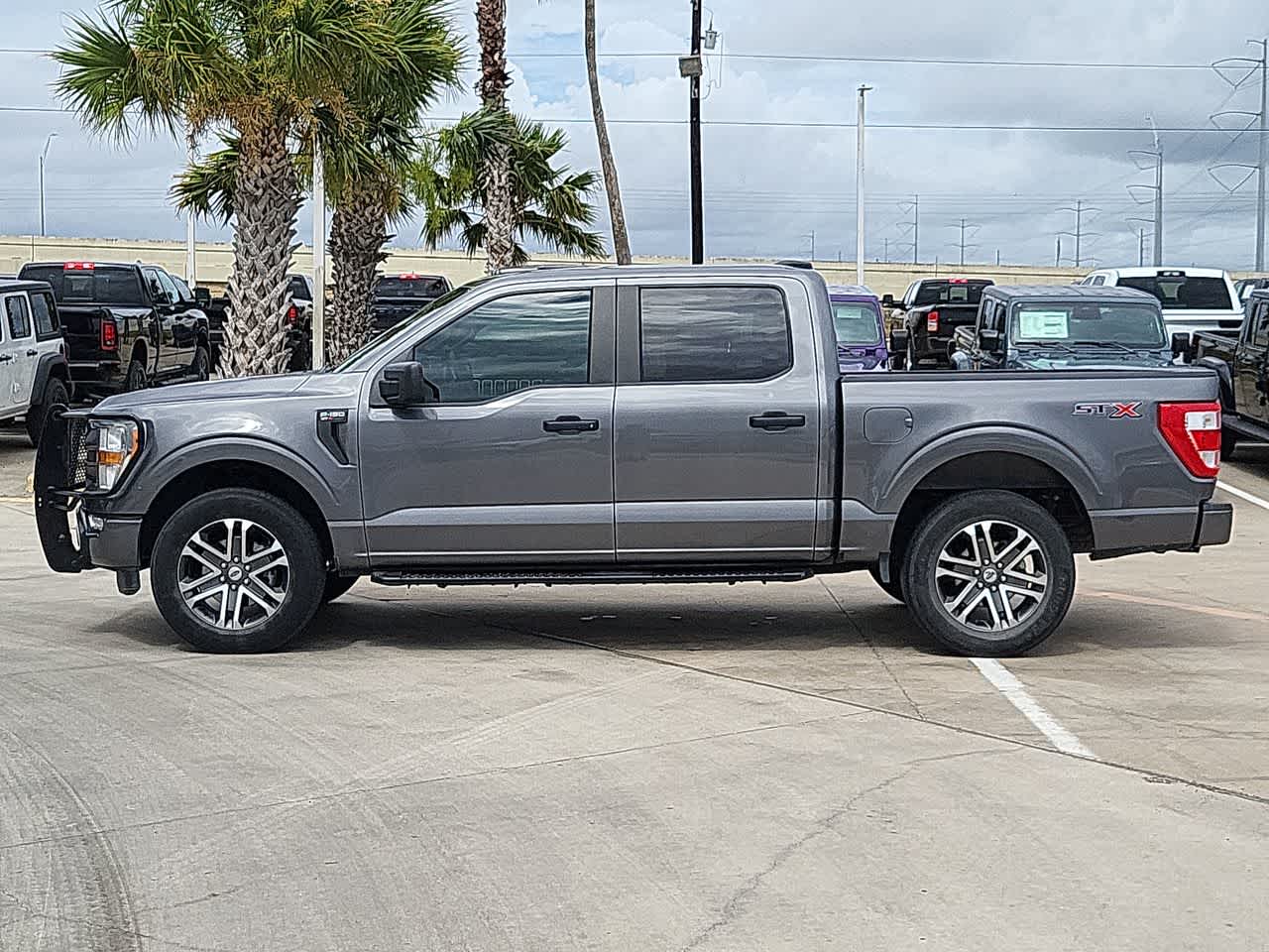 Thumbnail: 2021 Ford F-150 - 11