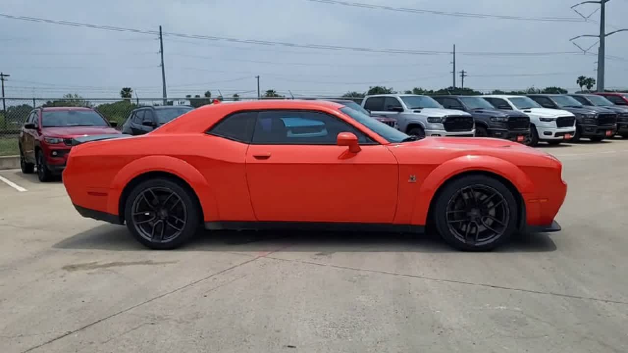 Thumbnail: 2021 Dodge Challenger - 9
