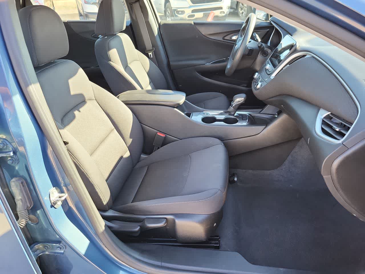 Thumbnail: 2024 Chevrolet Malibu - 22