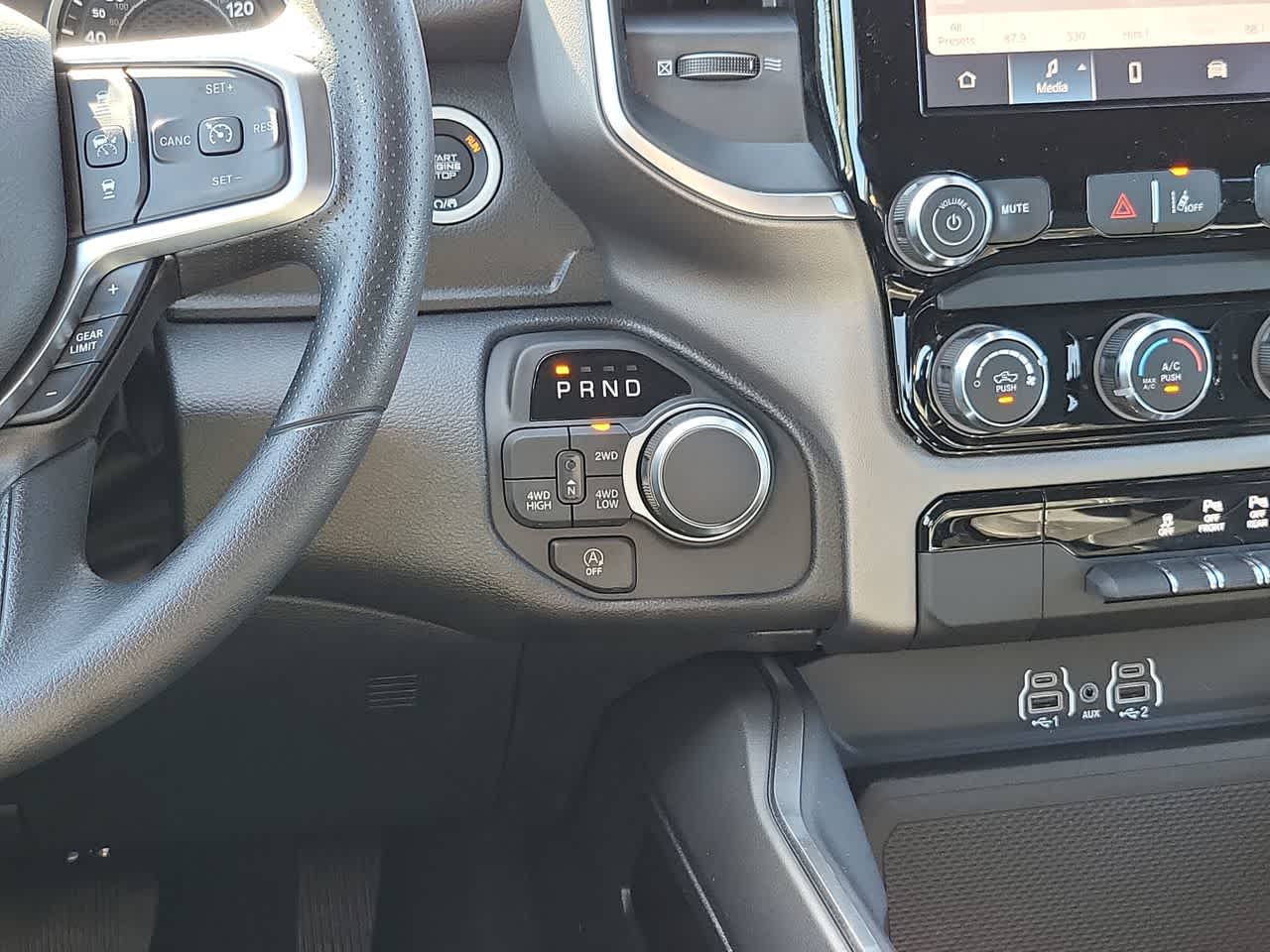 Thumbnail: 2025 RAM 1500 - 25