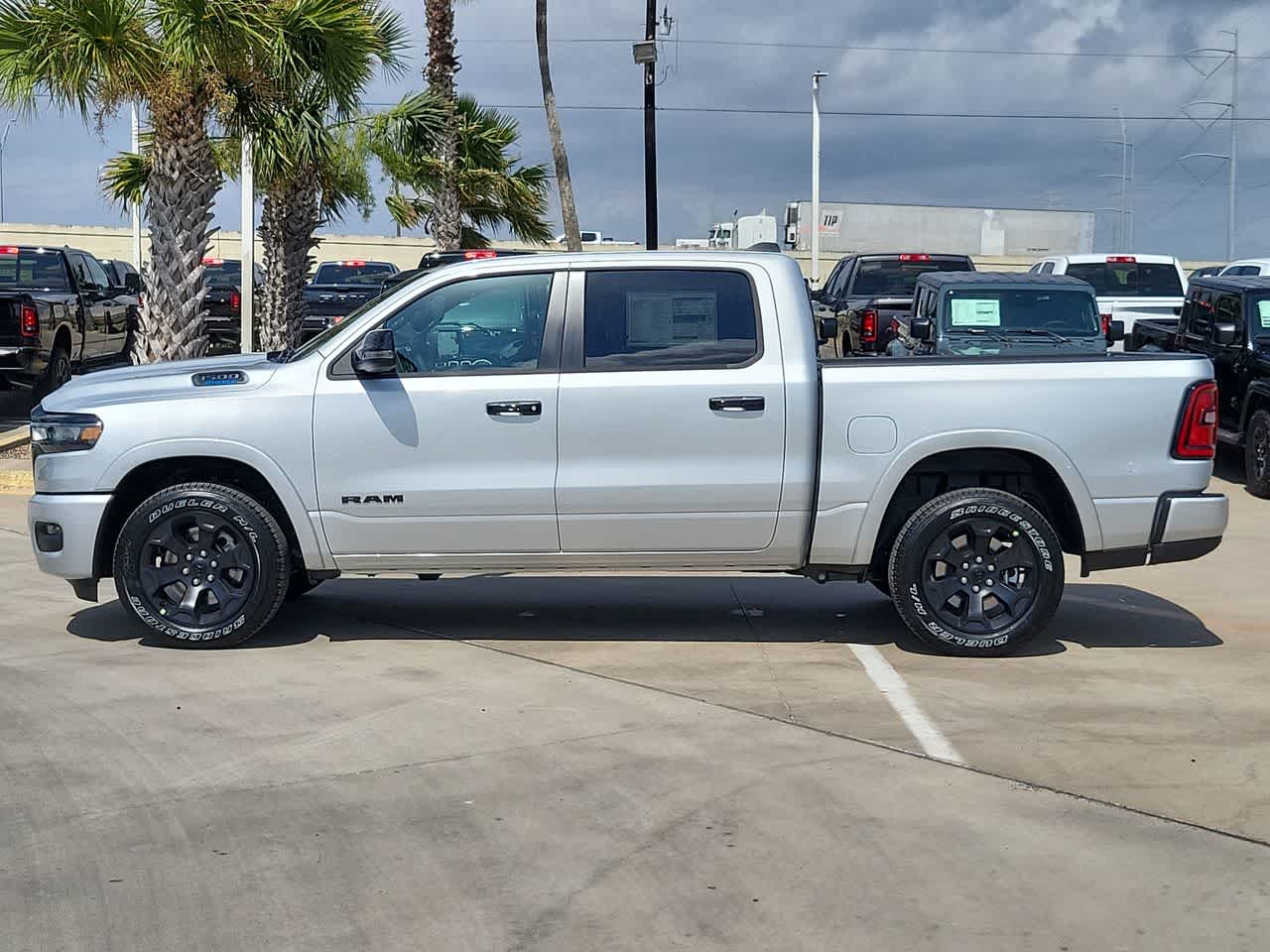 Thumbnail: 2026 RAM 1500 - 11