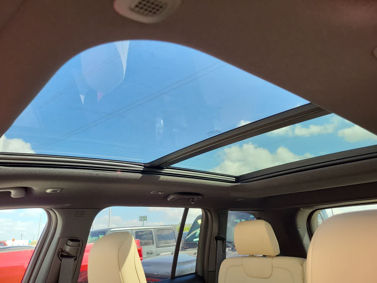 Thumbnail: 2025 Jeep Grand Cherokee - 30