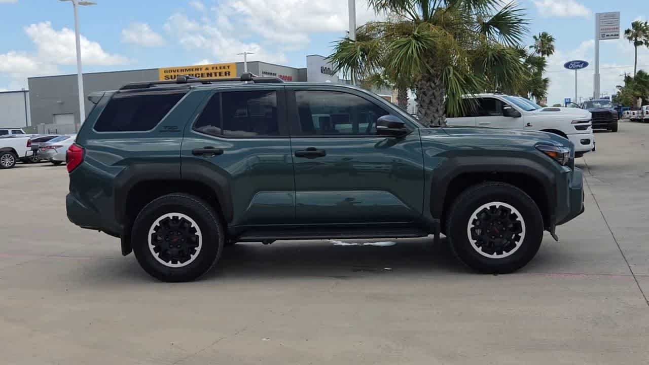 Thumbnail: 2025 Toyota 4Runner - 9