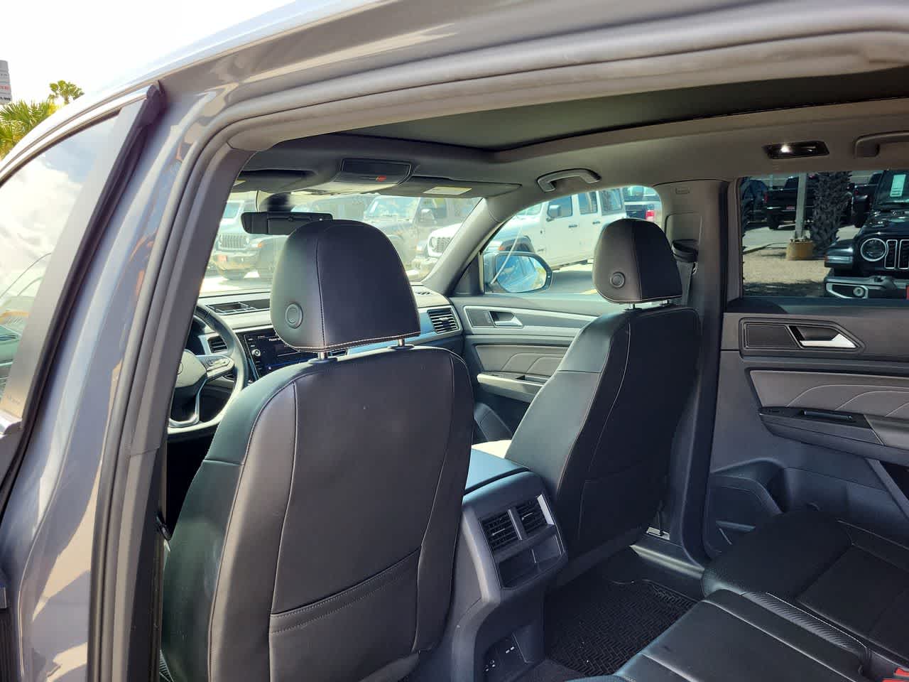 Thumbnail: 2022 Volkswagen Atlas - 20