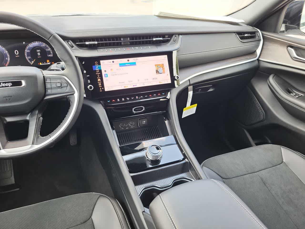 Thumbnail: 2026 Jeep Grand Cherokee - 24