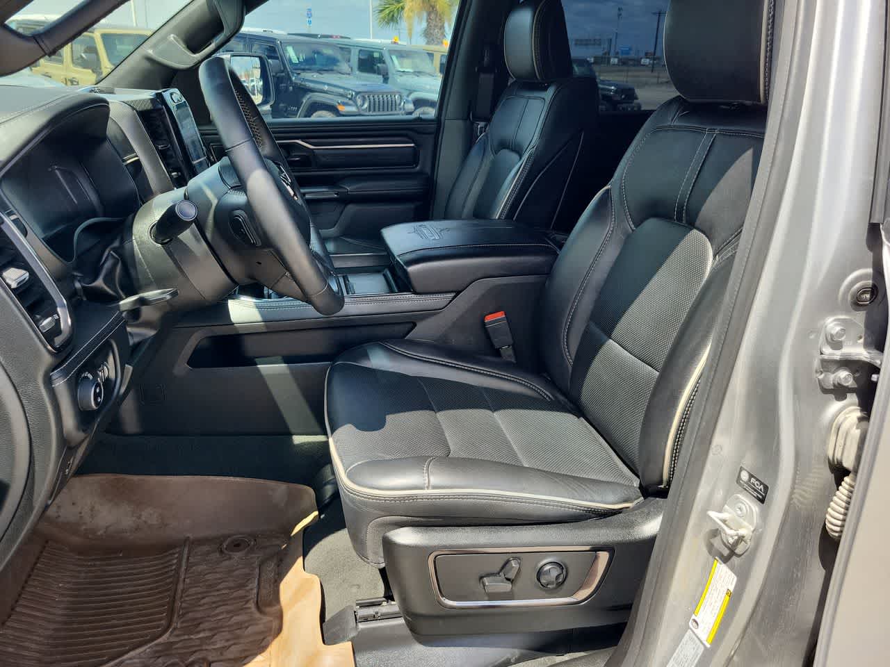 Thumbnail: 2024 RAM 1500 - 19