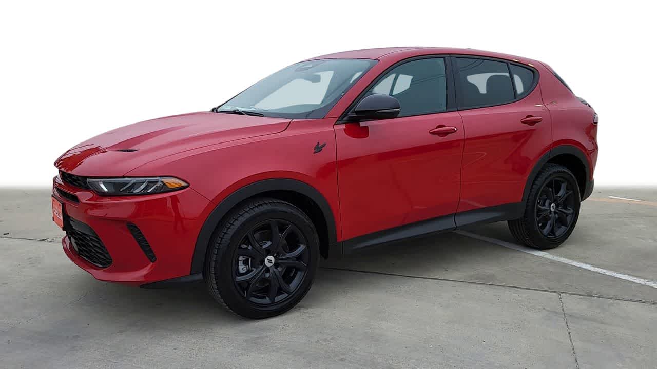 2025 Dodge Hornet GT photo 4