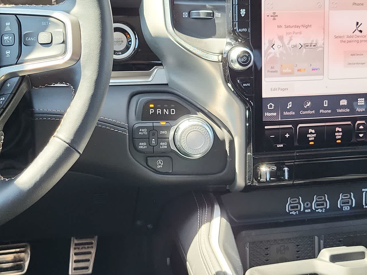 Thumbnail: 2026 RAM 1500 - 25