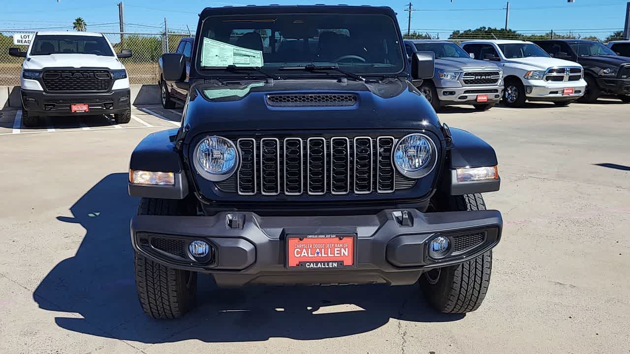 Thumbnail: 2026 Jeep Gladiator - 3