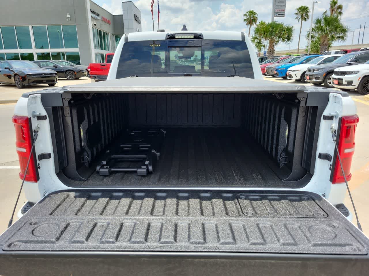 Thumbnail: 2026 RAM 1500 - 27