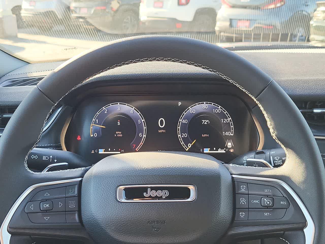 Thumbnail: 2025 Jeep Grand Cherokee - 26