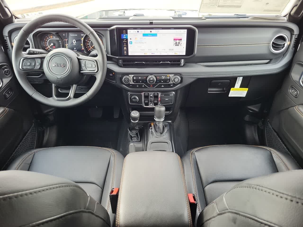 Thumbnail: 2025 Jeep Gladiator - 18