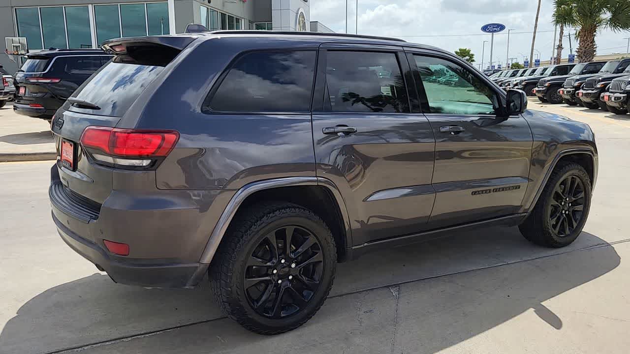 Thumbnail: 2021 Jeep Grand Cherokee - 8