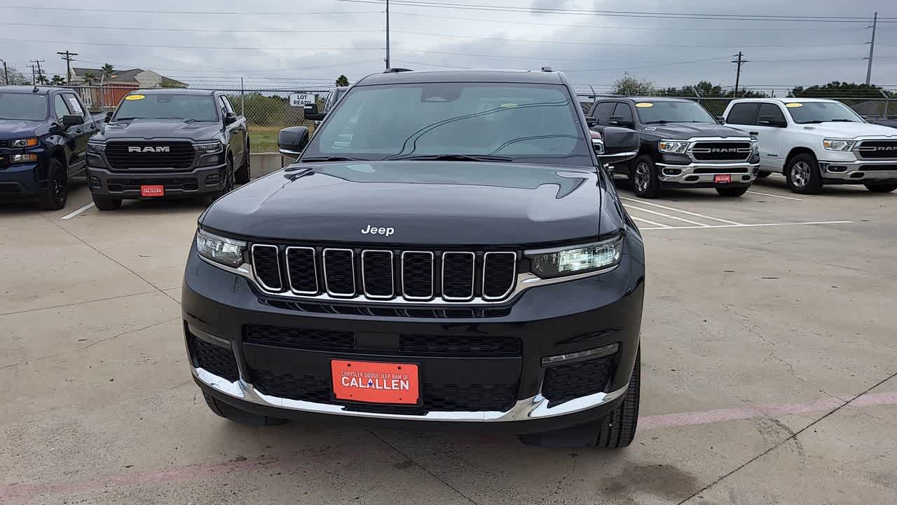 Thumbnail: 2025 Jeep Grand Cherokee - 3