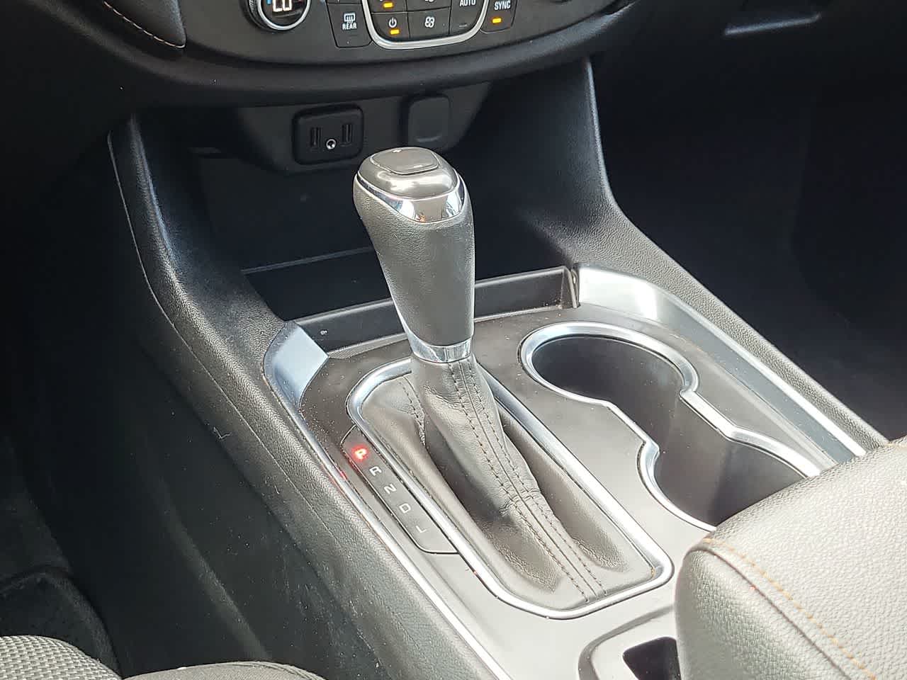 Thumbnail: 2020 Chevrolet Traverse - 25