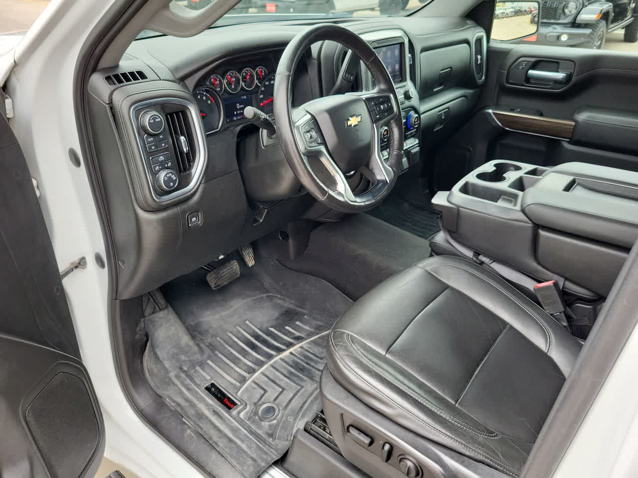 Thumbnail: 2020 Chevrolet Silverado 1500 - 11