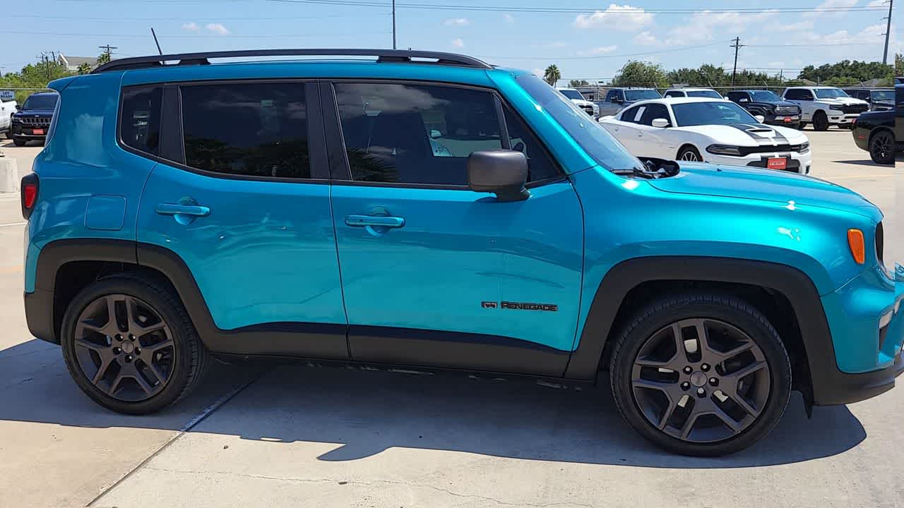 Thumbnail: 2021 Jeep Renegade - 9